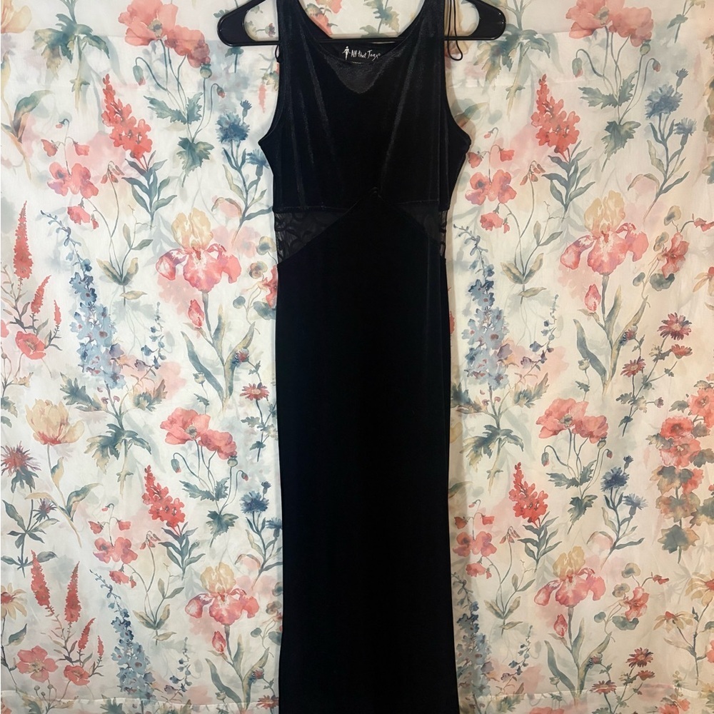 Vintage All That Jazz Black Velvet Sleeveless Maxi Dress